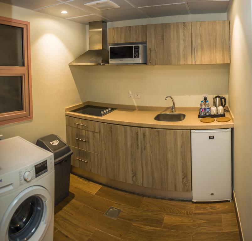 ריאד Burj Alhayat Hotel Suites Olaya מראה חיצוני תמונה
