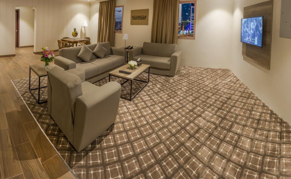 ריאד Burj Alhayat Hotel Suites Olaya מראה חיצוני תמונה