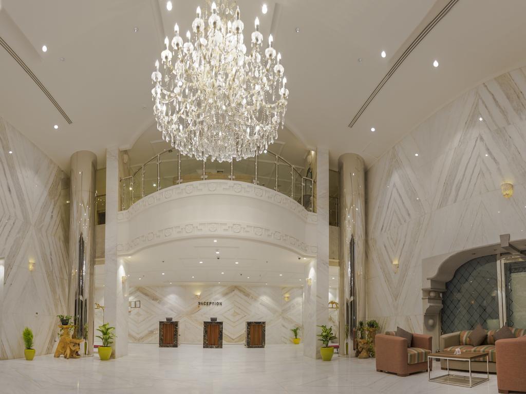 ריאד Burj Alhayat Hotel Suites Olaya מראה חיצוני תמונה